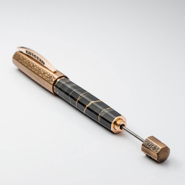 Перьевая ручка Il Magnifico Black Marble