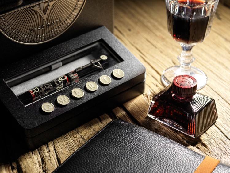 Перьевая ручка Qwerty